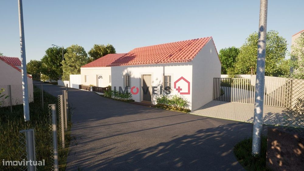 Moradia T2 em remodelação – São Jorge