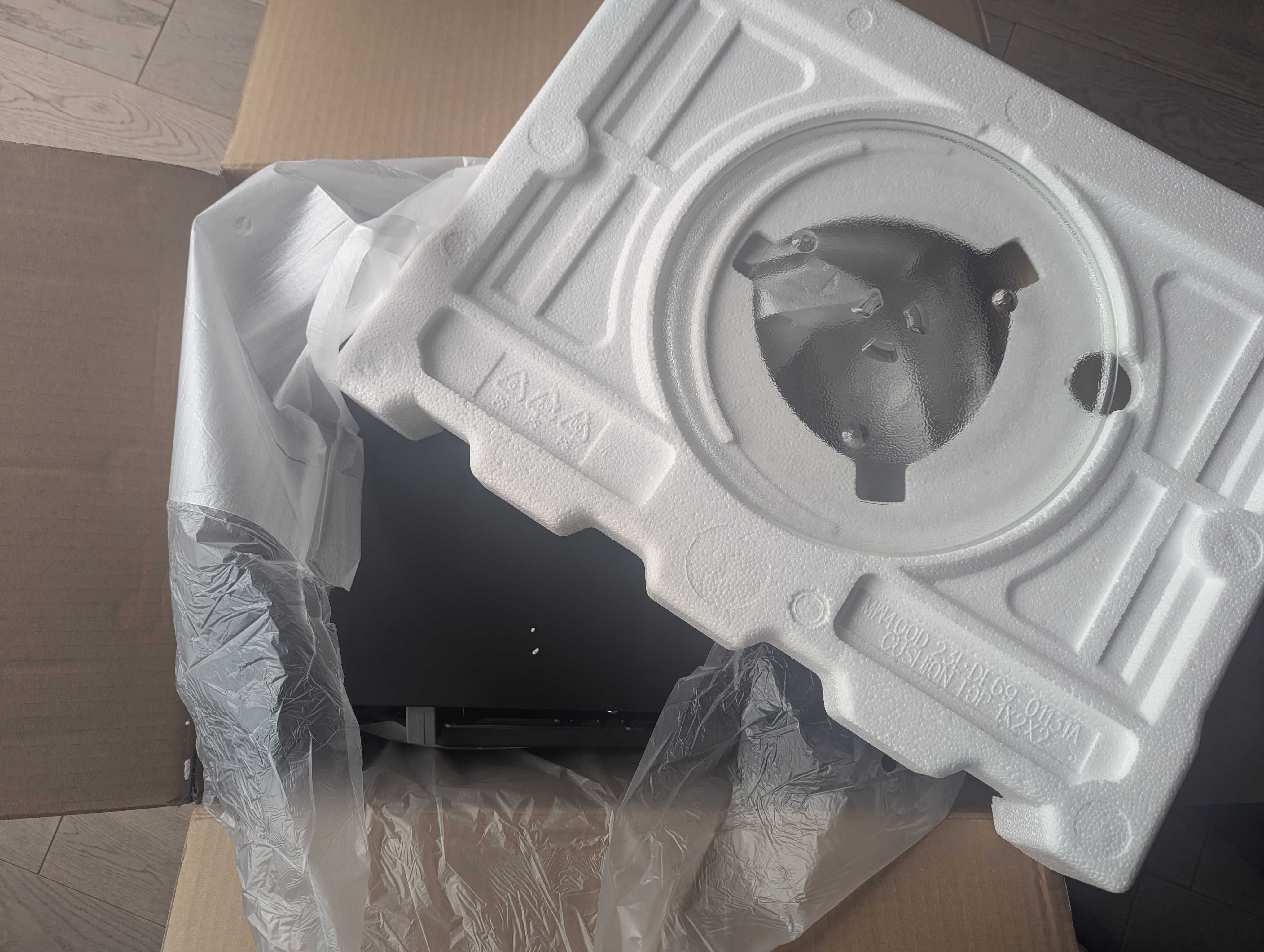 NOWA Kuchenka mikrofalowa mikrofalówka SAMSUNG MW4000D MG23DG4524CGE2