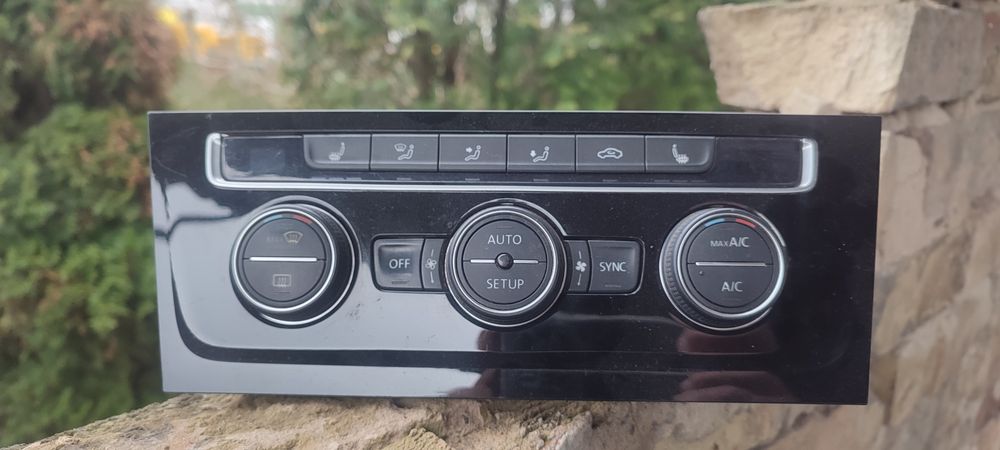 Блок управління кліматом Гольф 7 Пасат Б8 управління пічкою перемикач