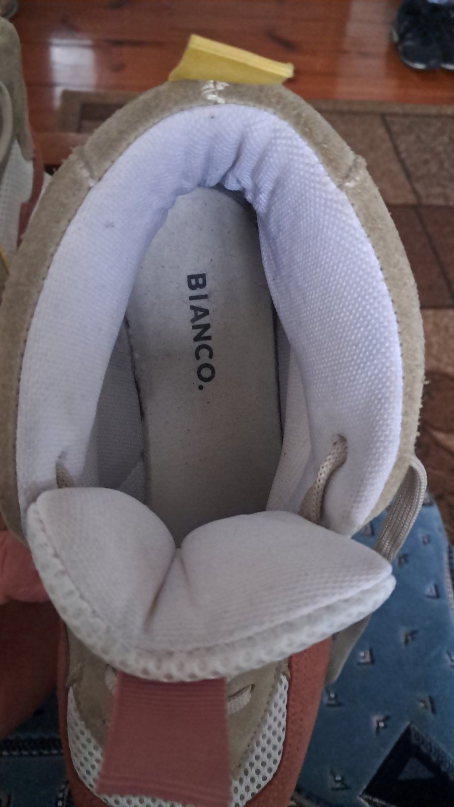 Кросівки  Bianko Made in Italy. Розмір 41 устілка 26см