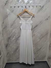 Sukienka biała długa