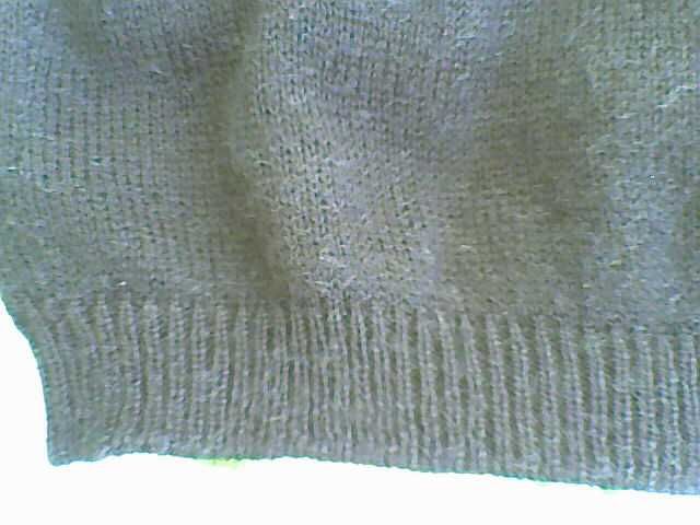 Camisola de Inverno Preta (100% lã, como nova)