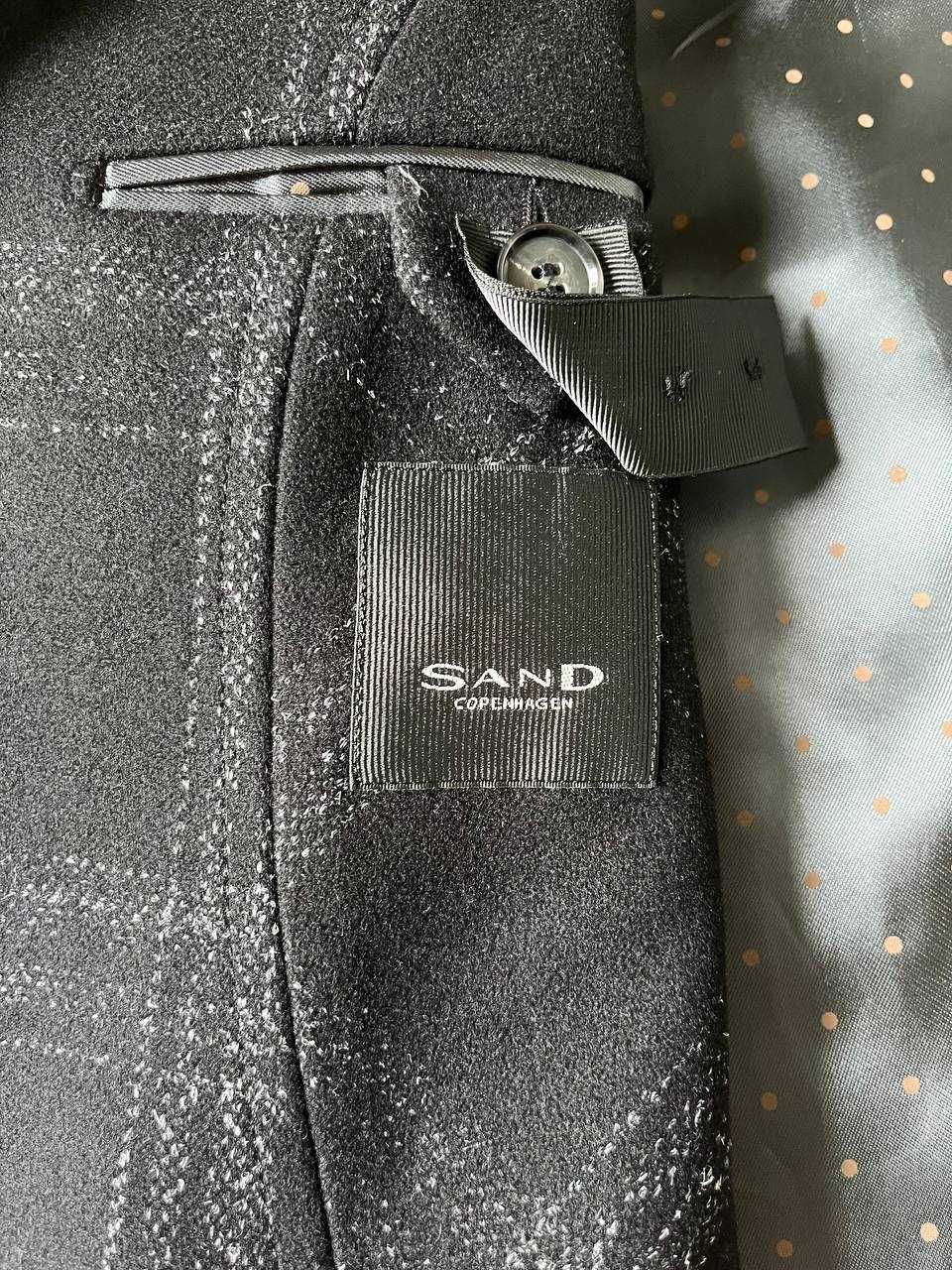 Płaszcz wełniany "Sand Copenhagen"