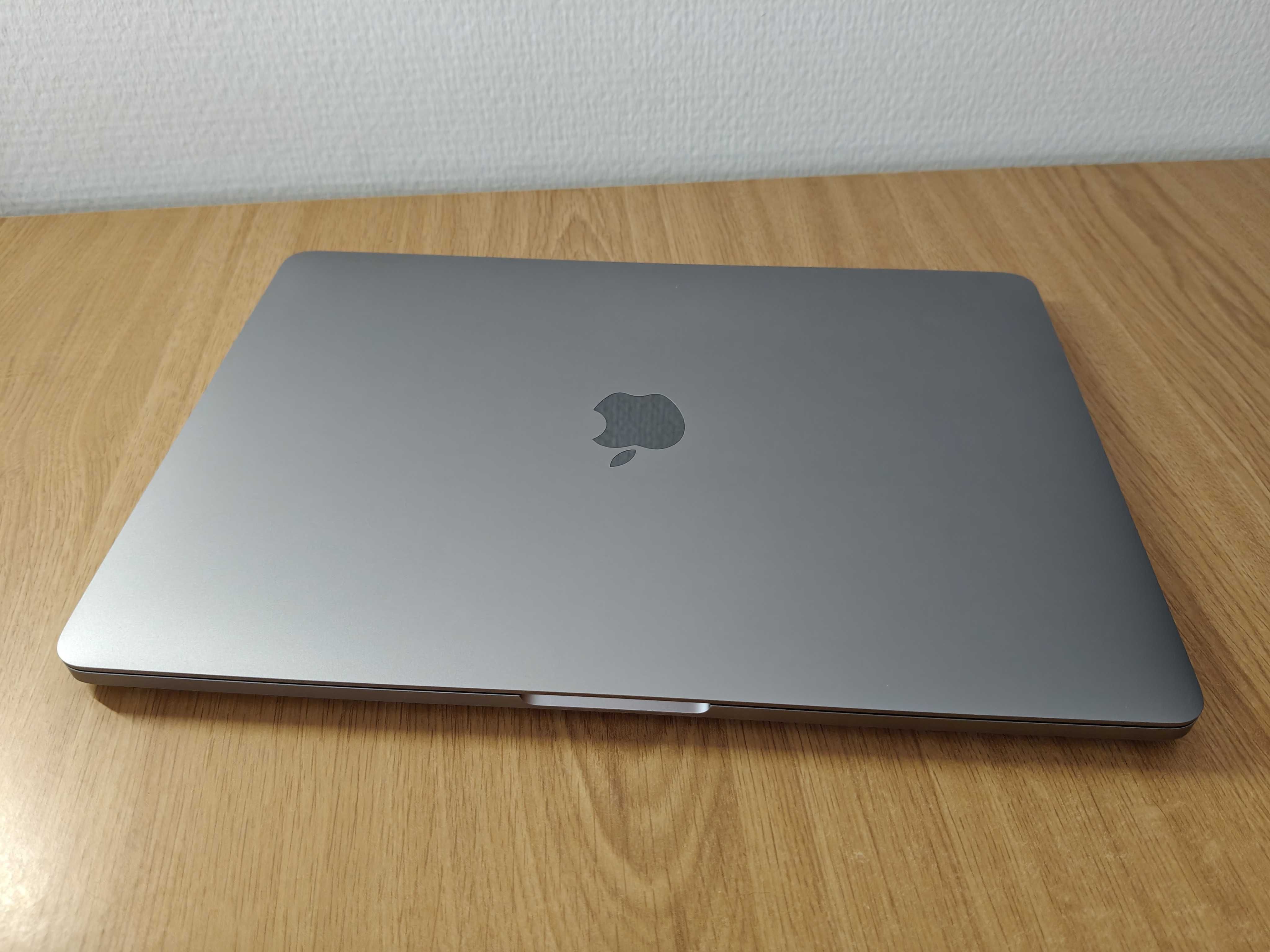 MacBook Pro 13 M1 8GB/256GB 2020 c/ TouchBar