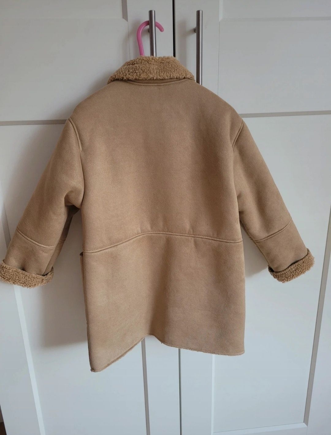 Płaszcz kożuszek kurtka kożuch dla dziewczynki Zara 128 brązowy camel