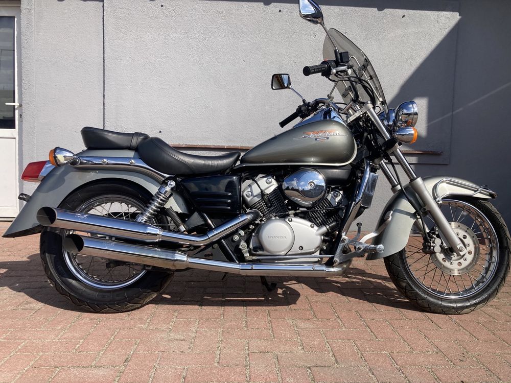 Honda Shadow 125