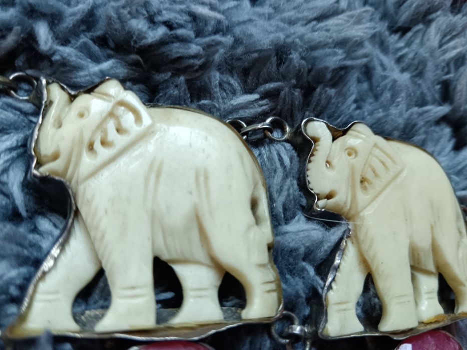 Pulseira rubi e osso