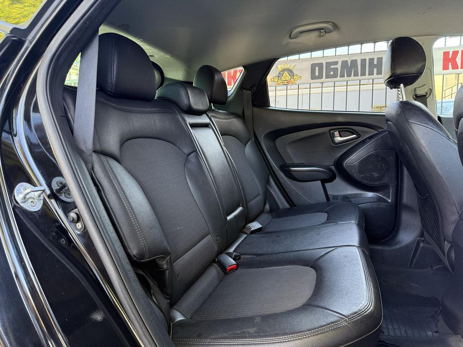 Hyundai Tucson 2013, 2.4 газ/бенз, автомат