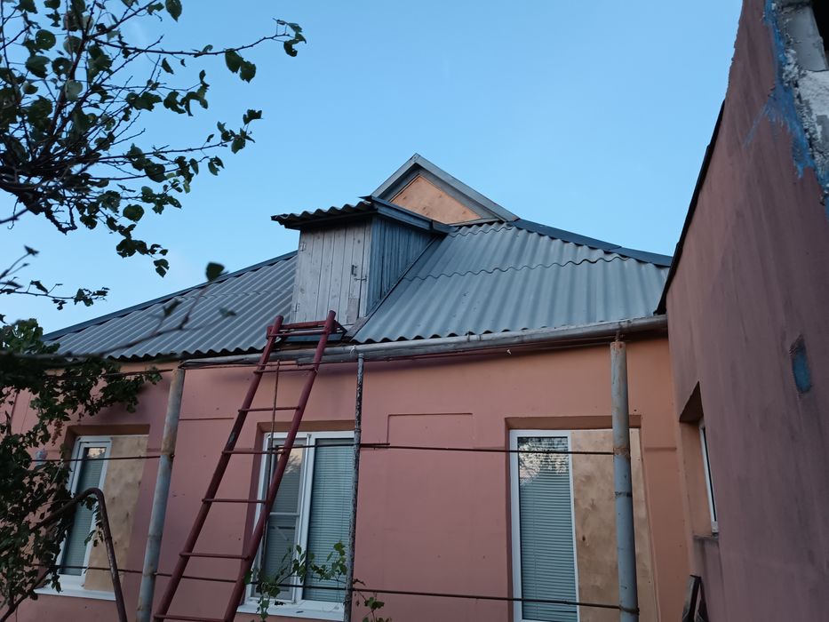 Кровля. Крыша. Ремонт. Брезент. OSB установка после прилетов