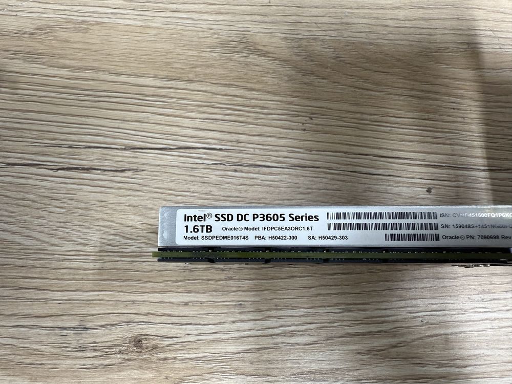SSD Nvme Oracle Intel DC P3600 1.6Tb підходить також для ПК