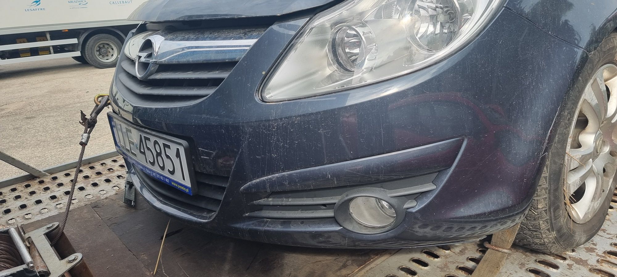 Corsa d 1.2  z168 zderzak lampa drzwi klapa  blotnik