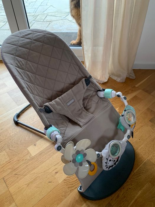 Leżaczek babybjorn beżowy  odbiór osobisty