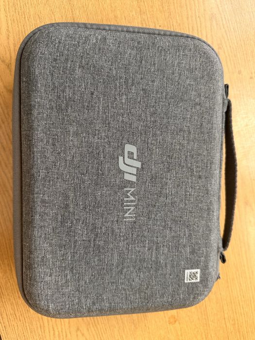 Dron dji mini se more combo
