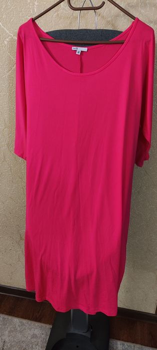 Жіночий одяг (плаття, кофтинки) 50-52 розміру