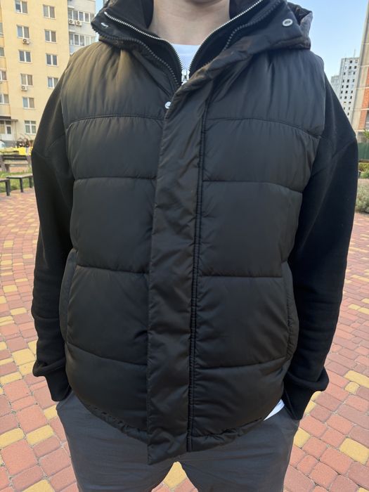 Жилетка,дутий жилет чорний чоловічий М на осінь,стан ідеал бренд Ocean