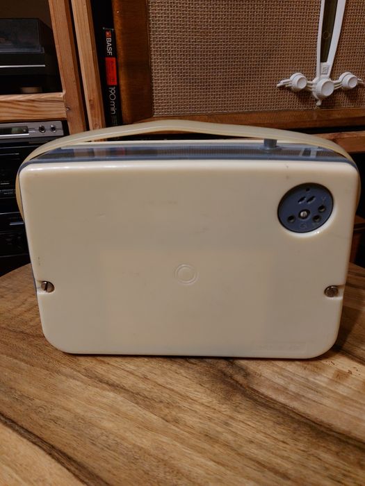 Радиоприёмник вэф СПИДОЛА.