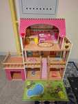 Domek dla lalek + auto Barbie