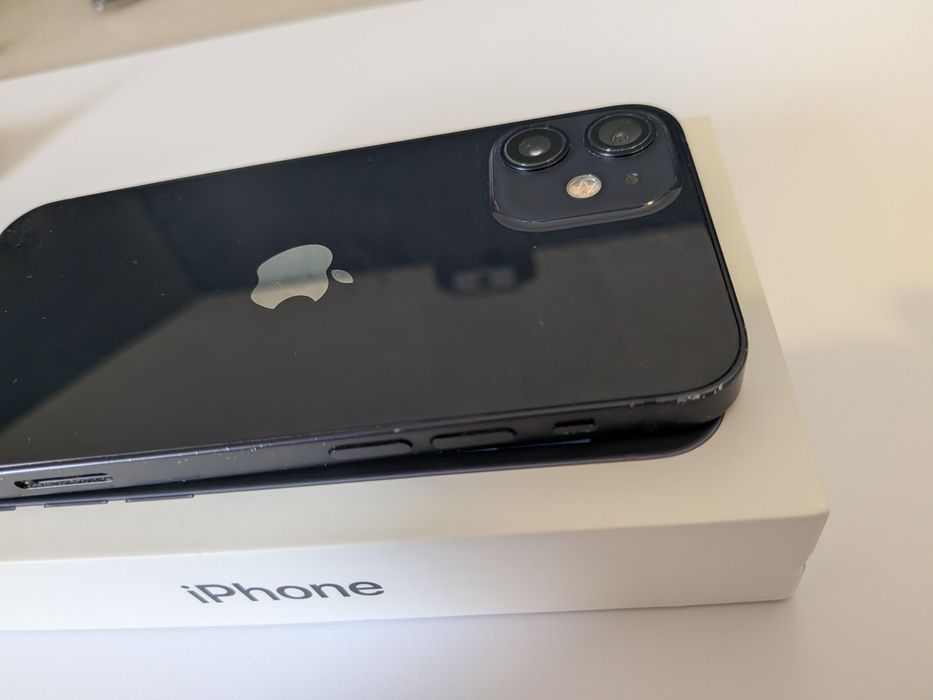 Apple iPhone 12 mini
