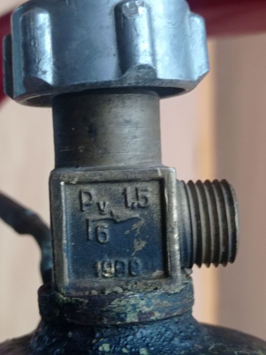 Продам баллон углекислотный