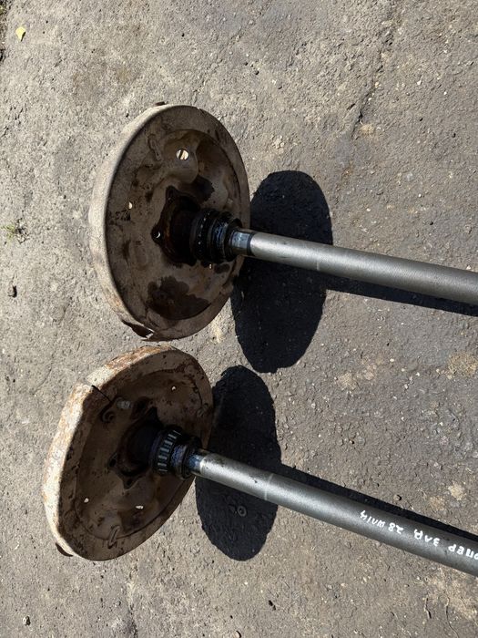 задня полуось hyndai galloper,pagero 2.5 28шліців