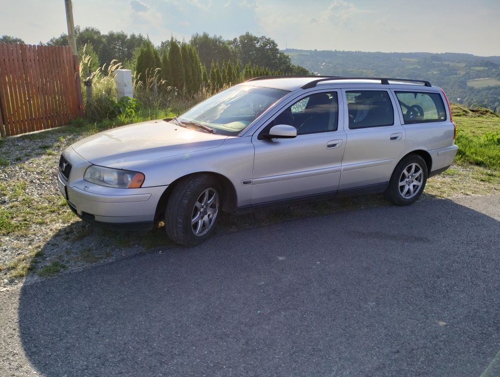 Volvo V70 2.4b+g