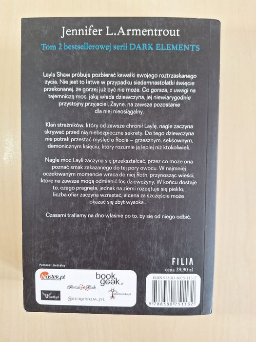 Jennifer L. Armentrout Arktyczny dotyk Dark elements