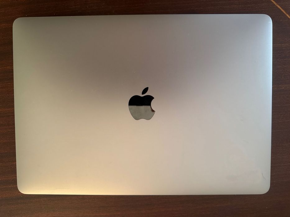 MacBook Pro 13 2019