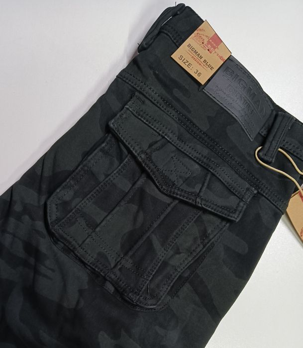 Bojówki ocieplane ciemne moro. Pas 94-96 cm