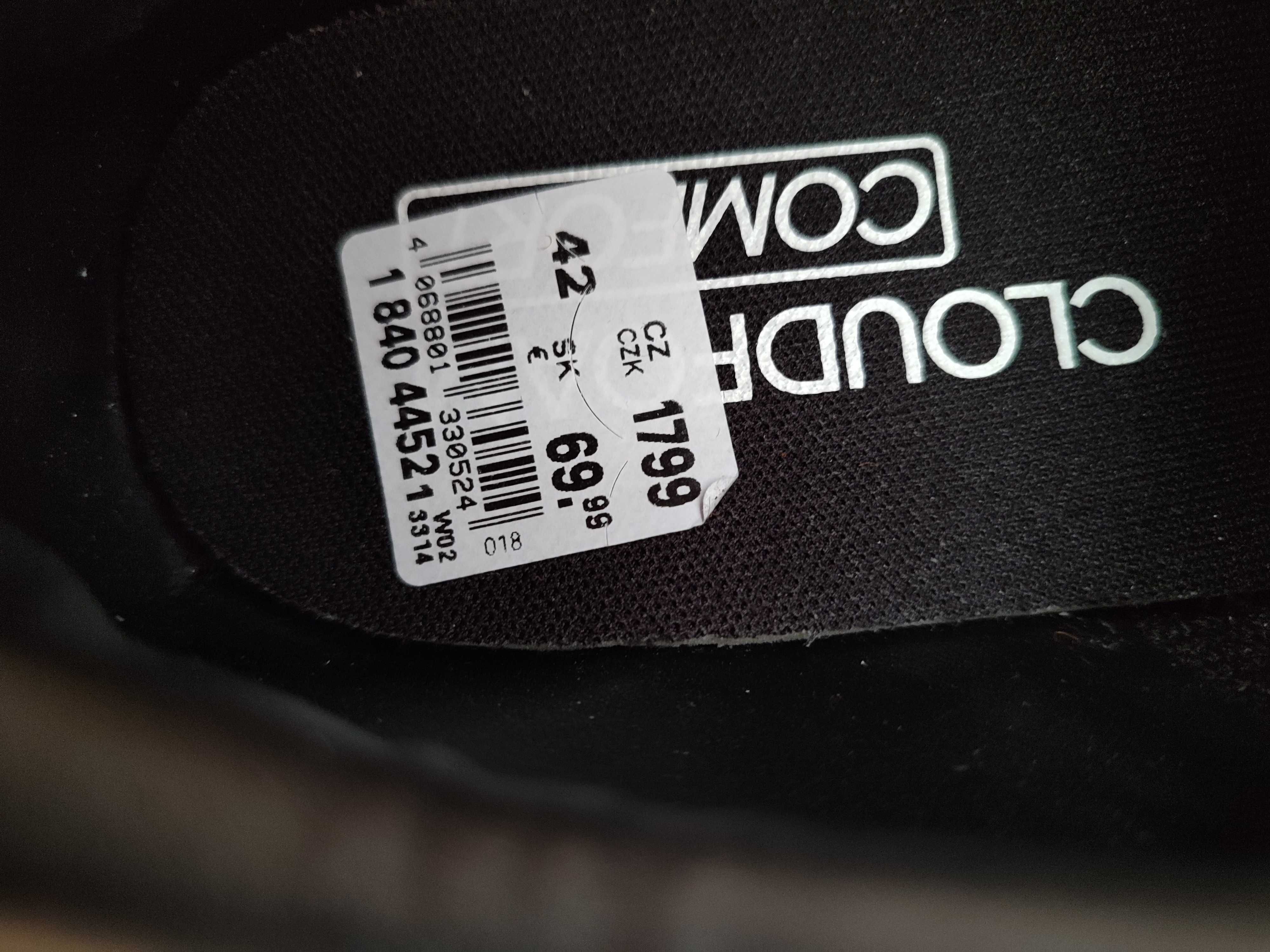 Кросівки бігові Нові  adidas оригінал на стопу 26-26,5 cм