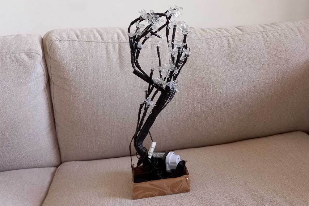 Candeeiro - "CEREJEIRA" - Decorativa e de Iluminação