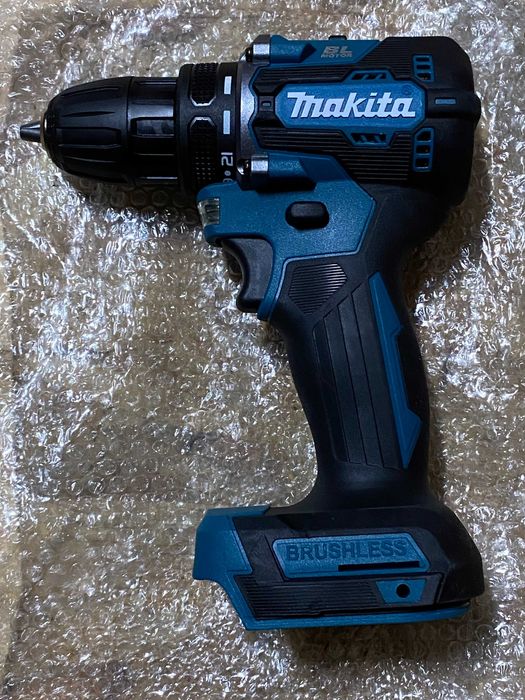 Акумуляторний шуруповерт Makita DDF487 DDF485