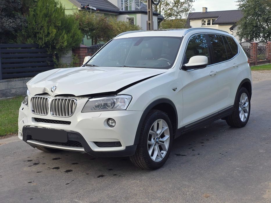 BMW X3 35d xDrive 193tys km, Navi Xenon Keyless Lane Asist Panorama