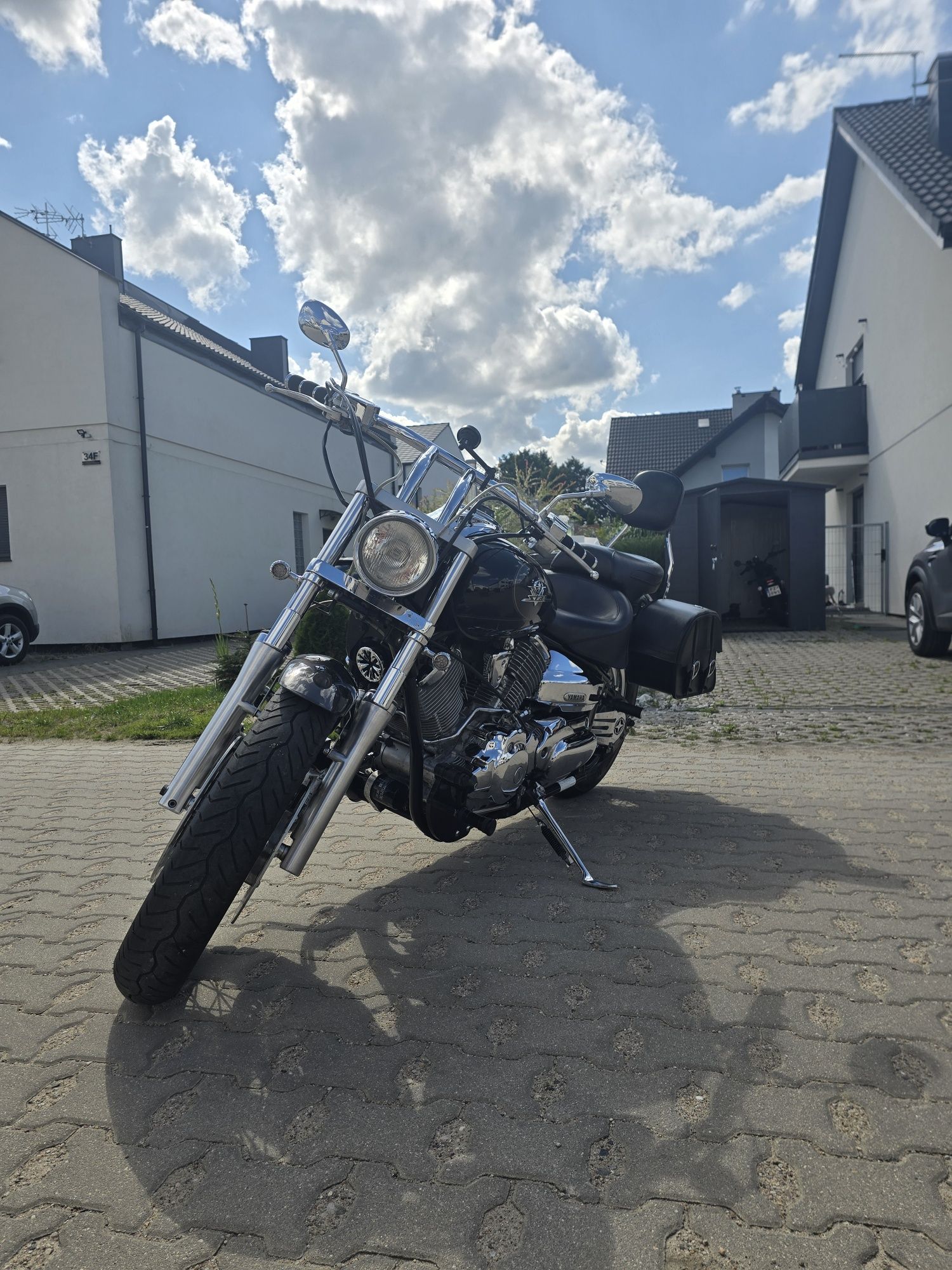 Yamaha XVS 1100 Drag Star Custom