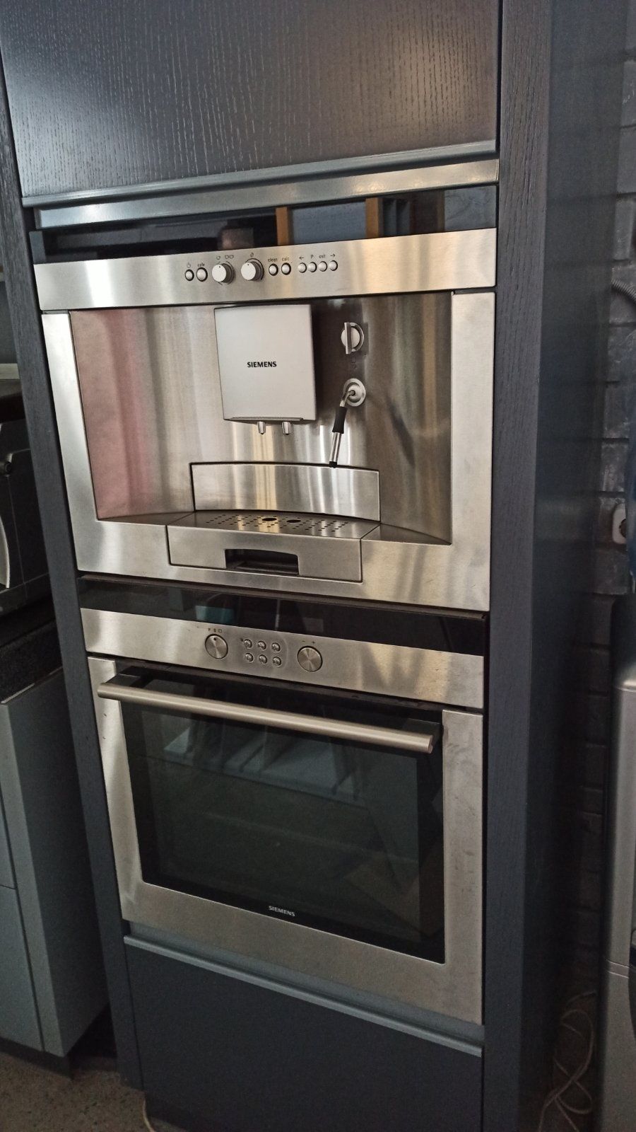 Вбудована кавомашина SIEMENS TK 68 E 571