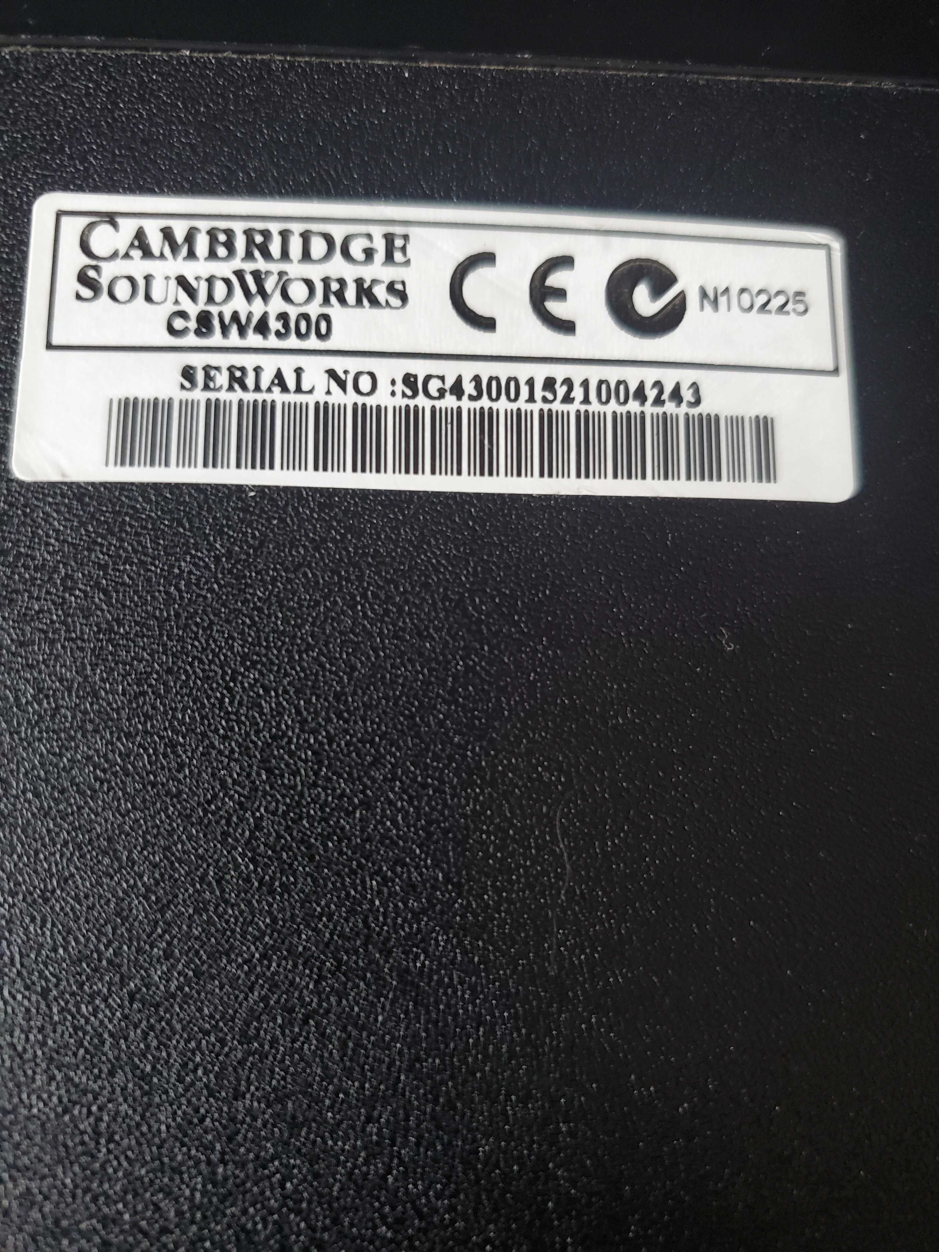 5 głośników z subwooferem