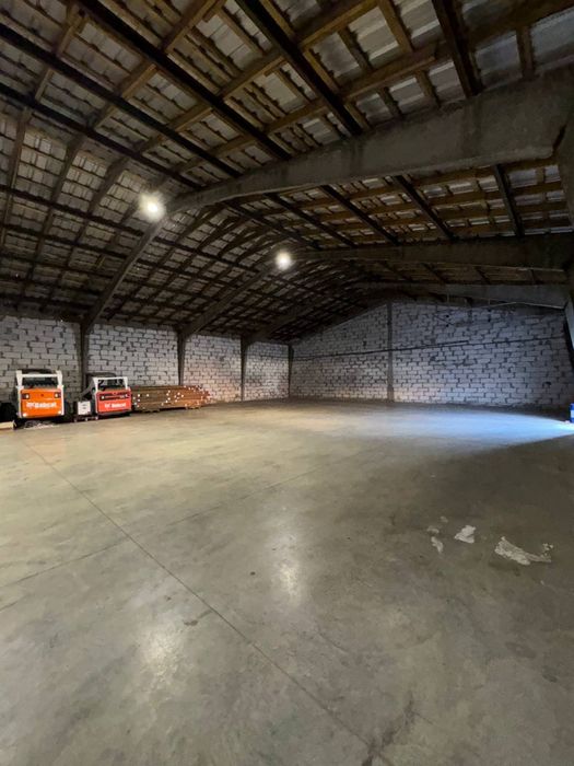 Продаж Комерційного Комплексу з СТО та Складськими Приміщеннями Фасад