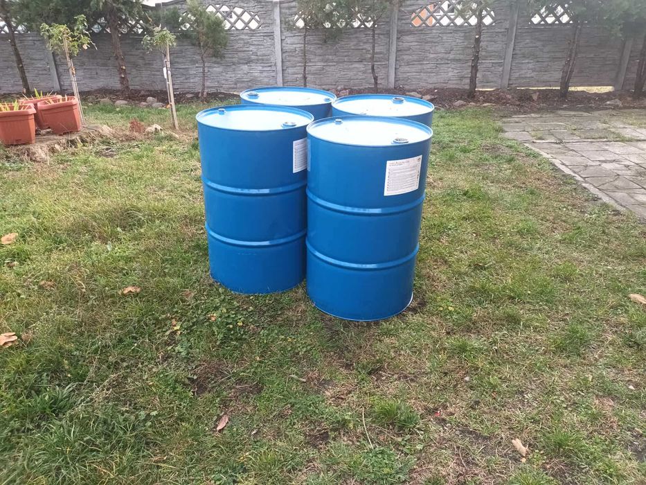 Beczki  200L puste po oleju stan bardzo dobry