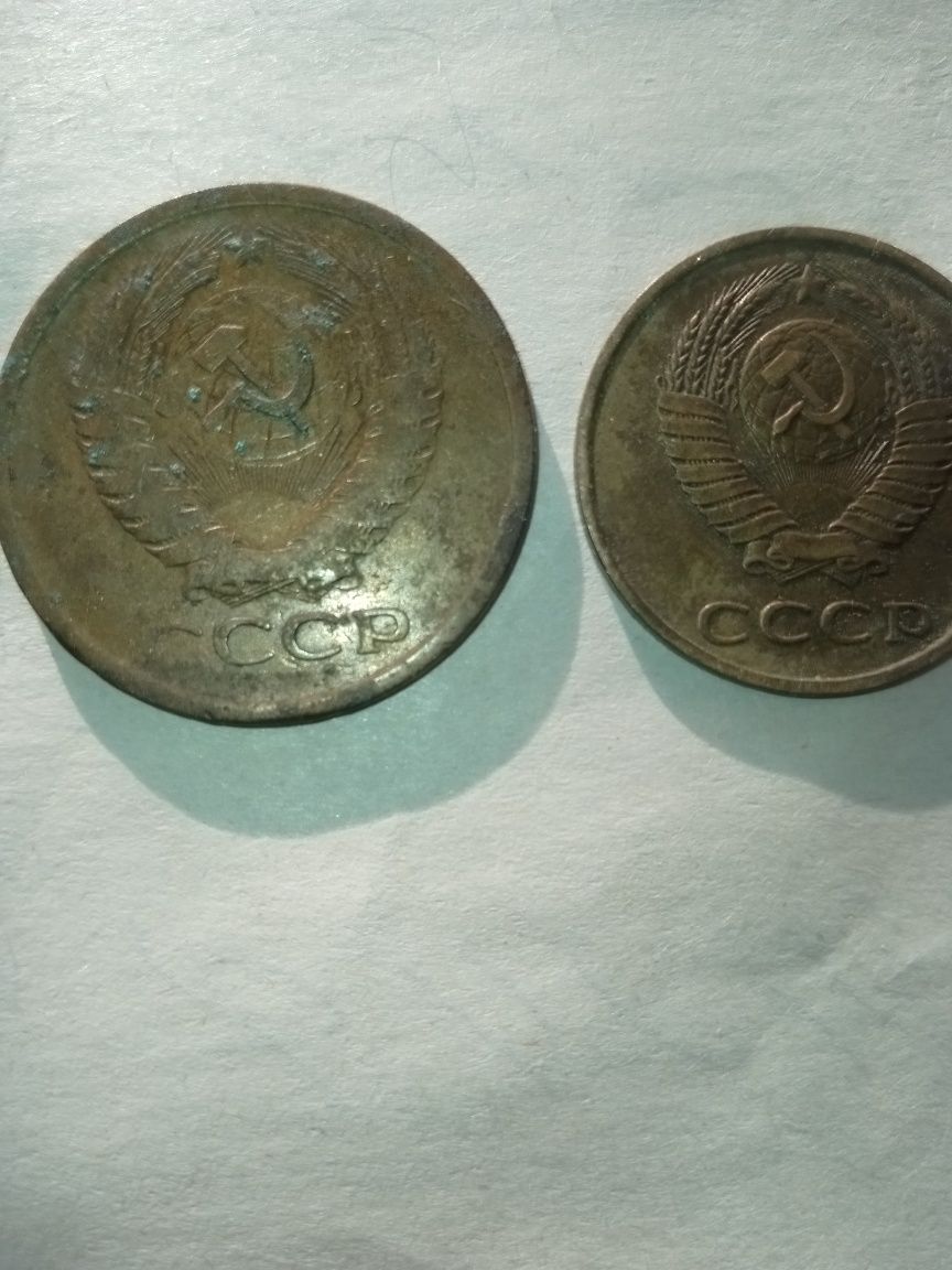 Продам монеты  5 и 3 копейки