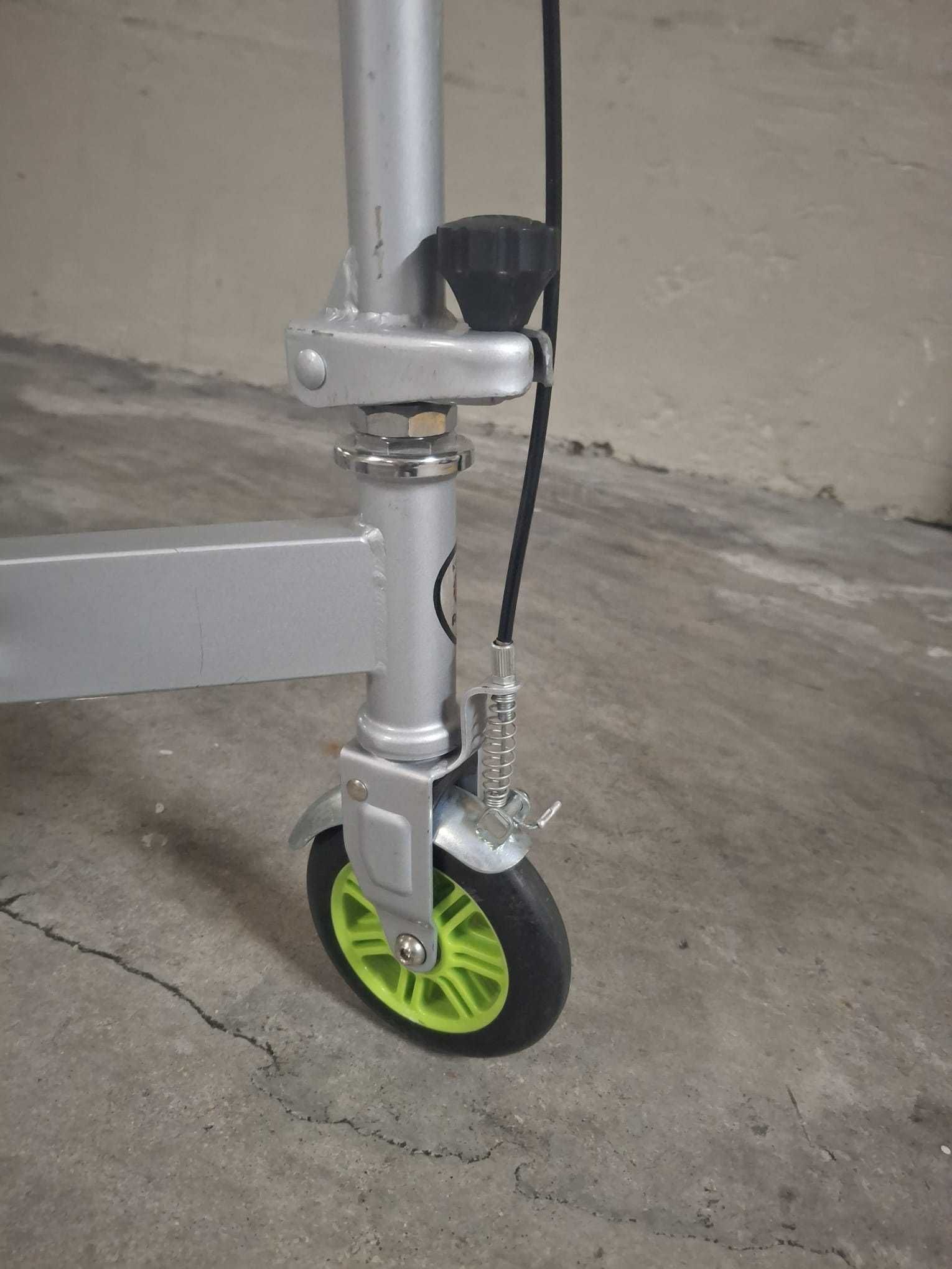 Trotinete Powerwing Razor