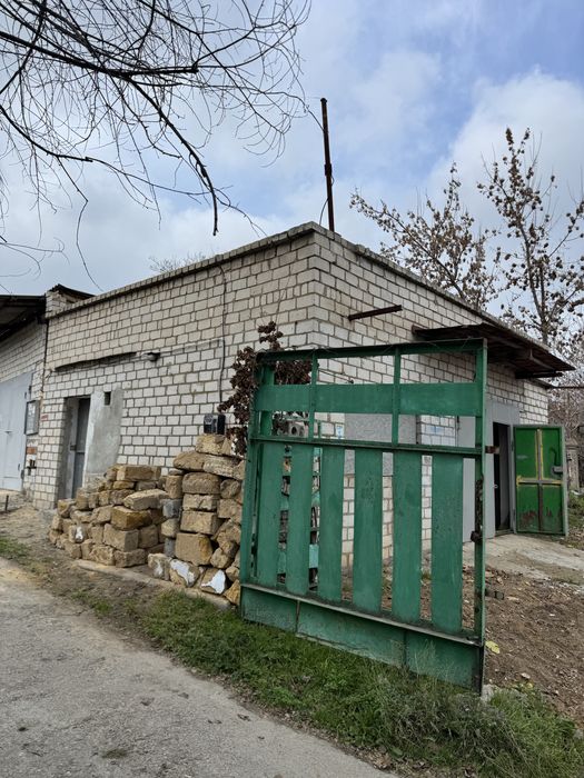 Гараж район Педінститута/ Варварівській міст