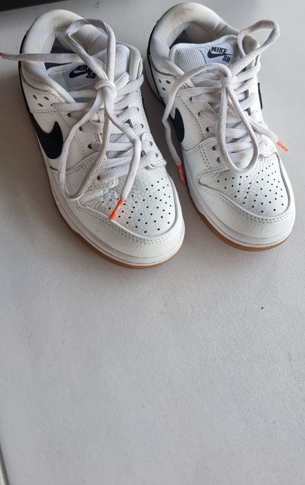 Buty aiddaski białe