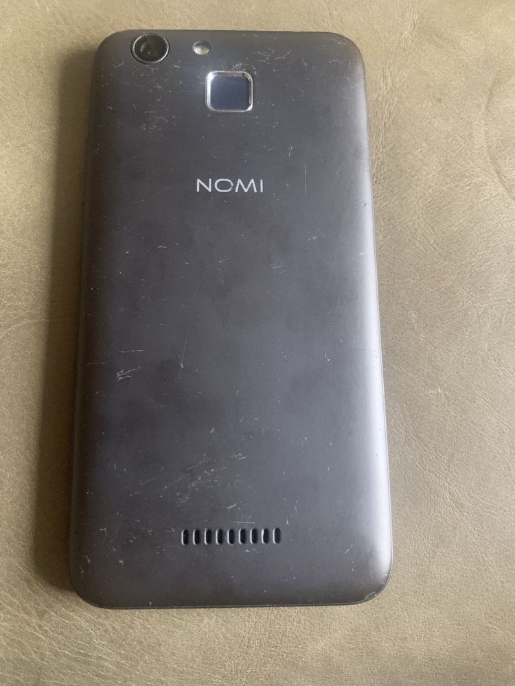 Телефон nomi i5012