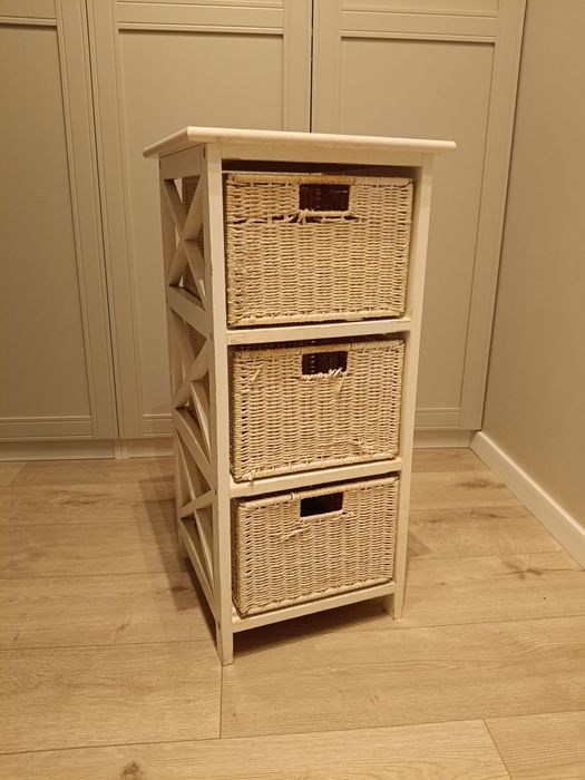 Szuflady łazienkowe.