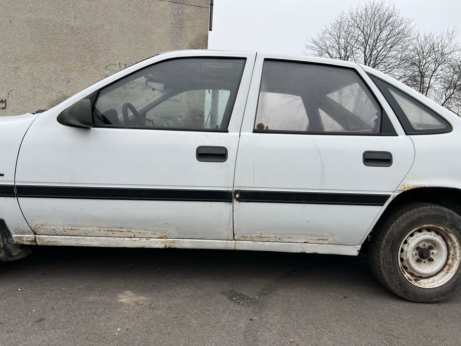 Продається опель вектра СРОЧНО!!!