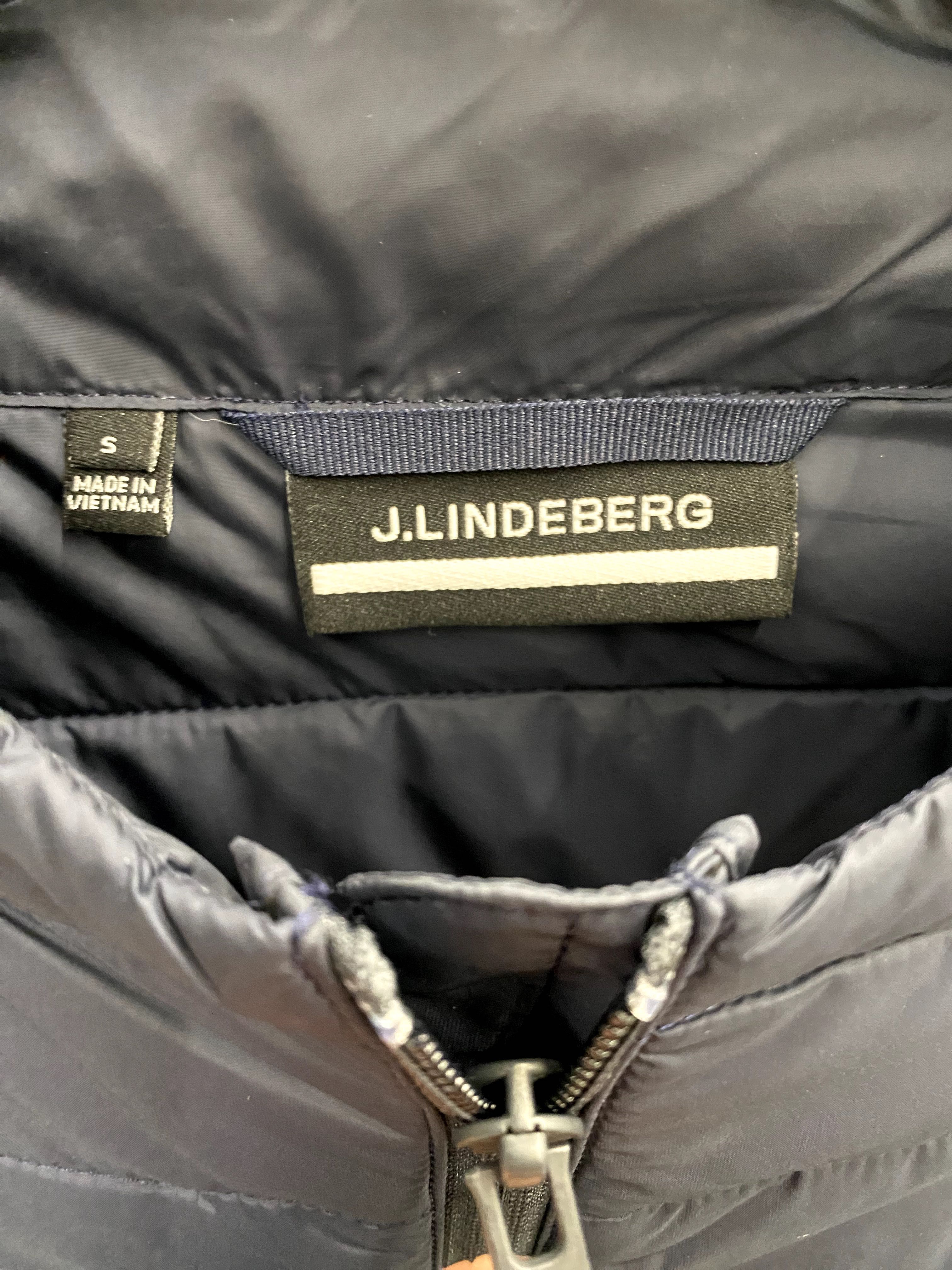 Куртка жіноча J. Lindeberg водонепроникна, розмір S