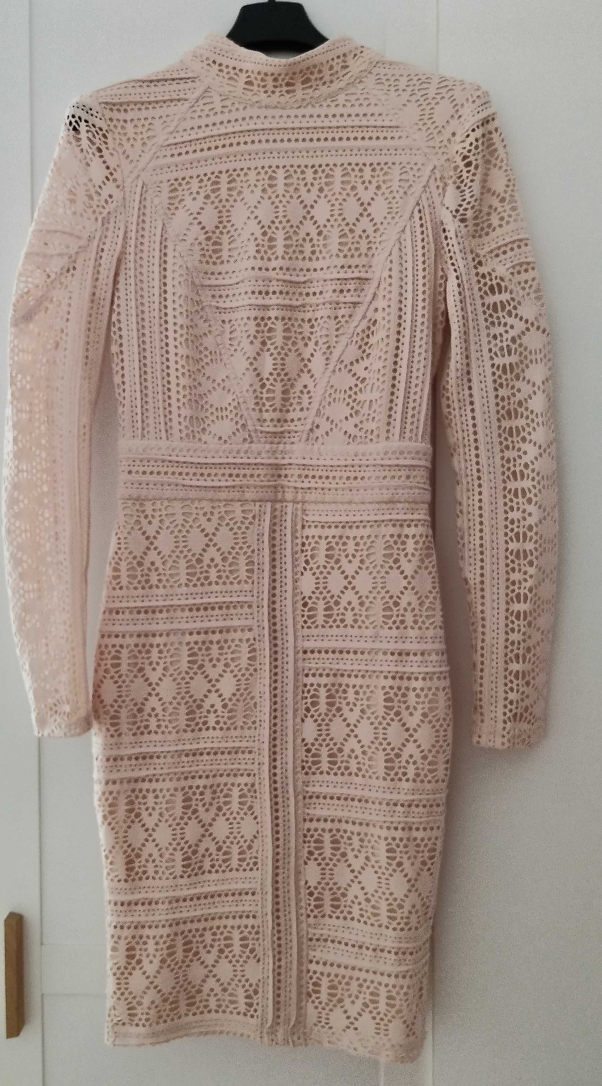 Sukienka koronkowa Missguided 32