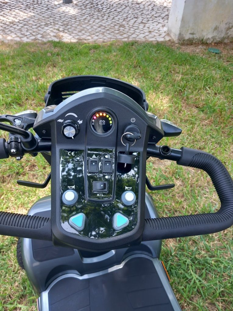 Scooter electrica mobilidade reduzida
