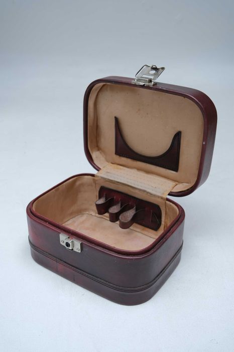 Mala de couro bordô