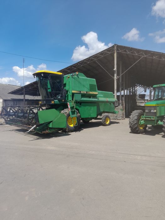 Комбайн зернозбиральний john deere 1072..6410..6900