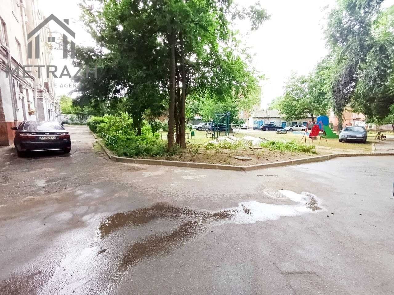 СТАЛИНКА ‼️Центр‼️3-х комн 86 м2 ТРЦ Никольский